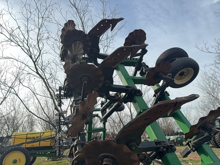 unverferth-ripper-stripper-image-19