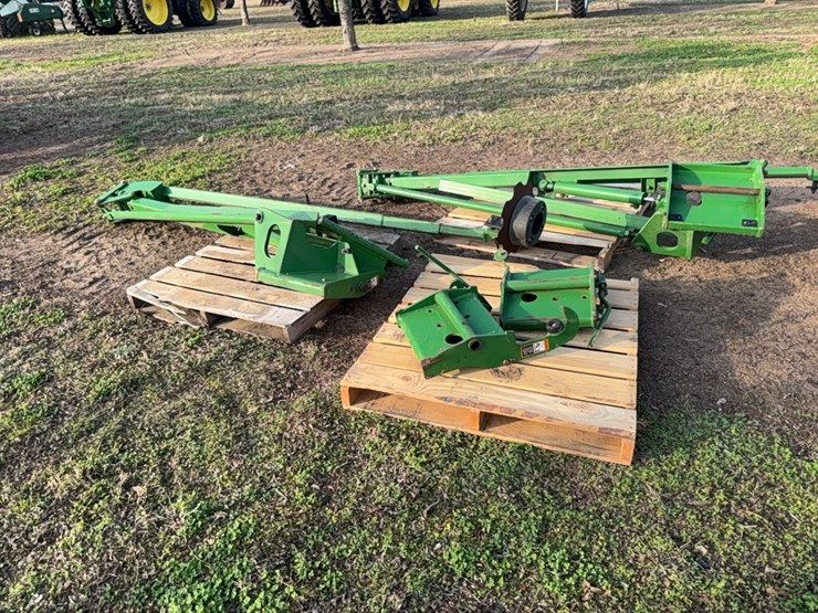 john-deere-12-image-16