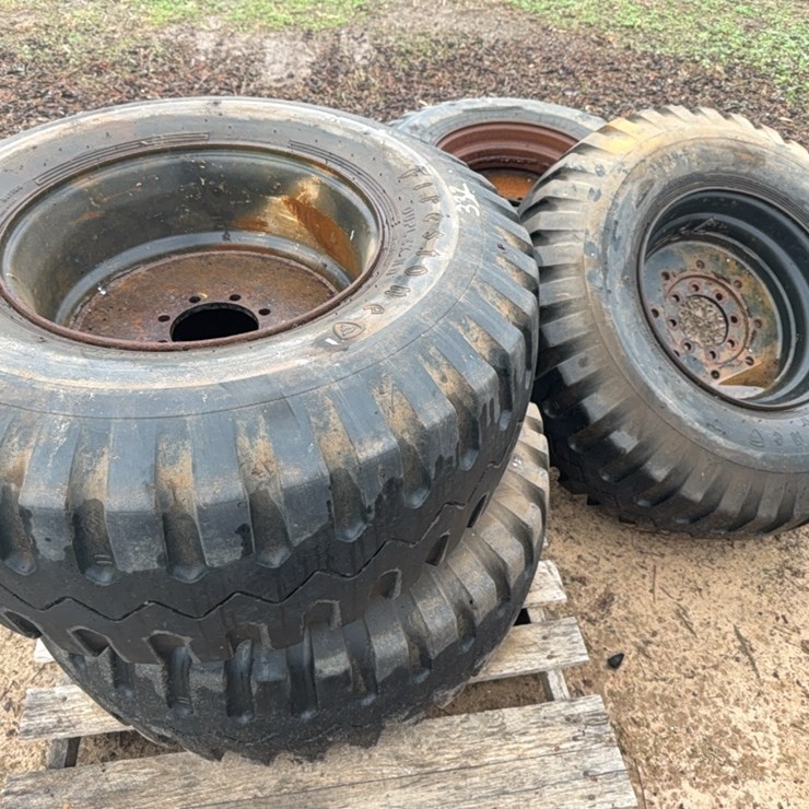 4 -  Mix Brand Tire with custom rims 15-19.5