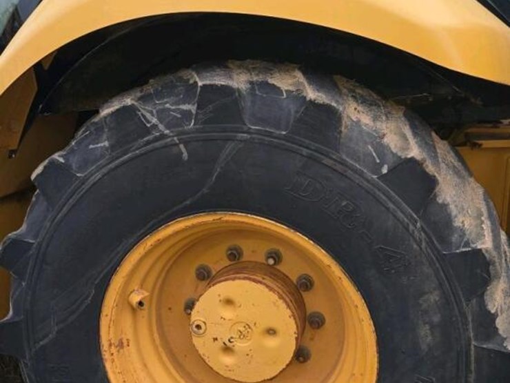 caterpillar-430e-image-13