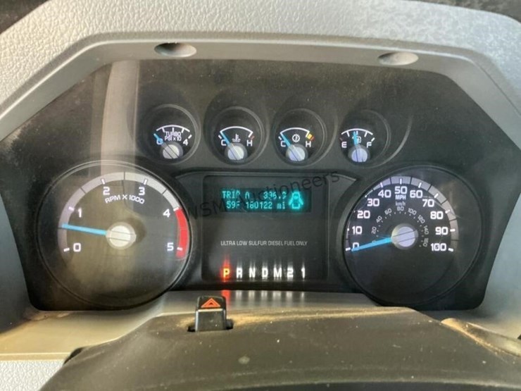 2016-ford-f550-image-17