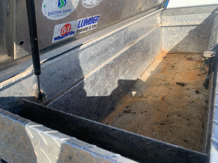 2005-gmc-sierra-2500hd-image-11