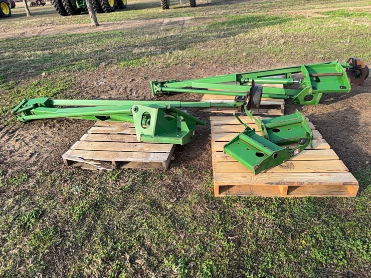 john-deere-12-image-14