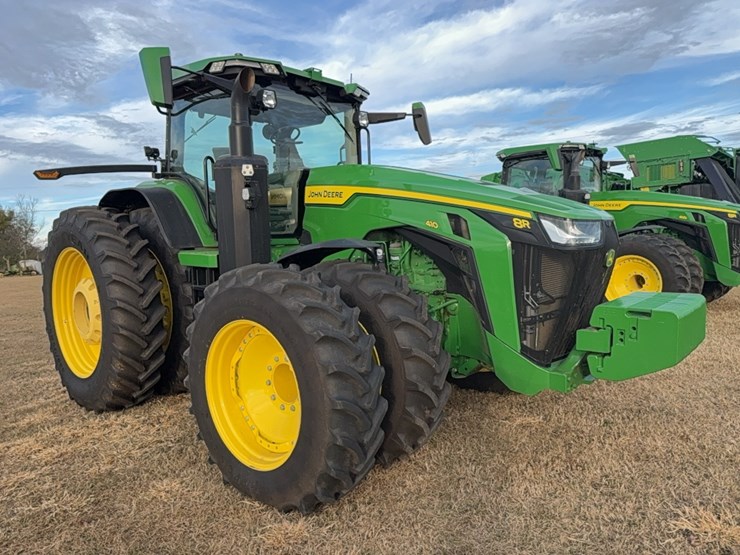 2022-john-deere-8r-410-image-12