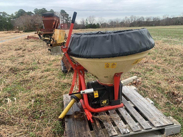 granular-spreader-image-6