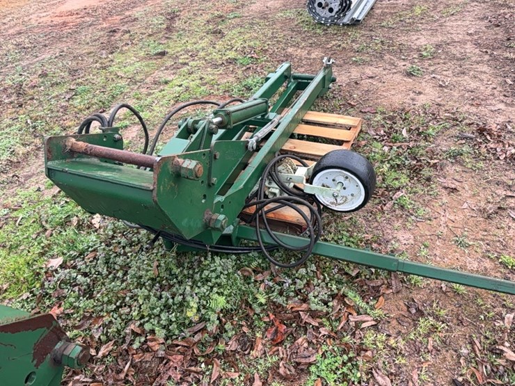 kmc-eight-row-folding-row-markers-image-15