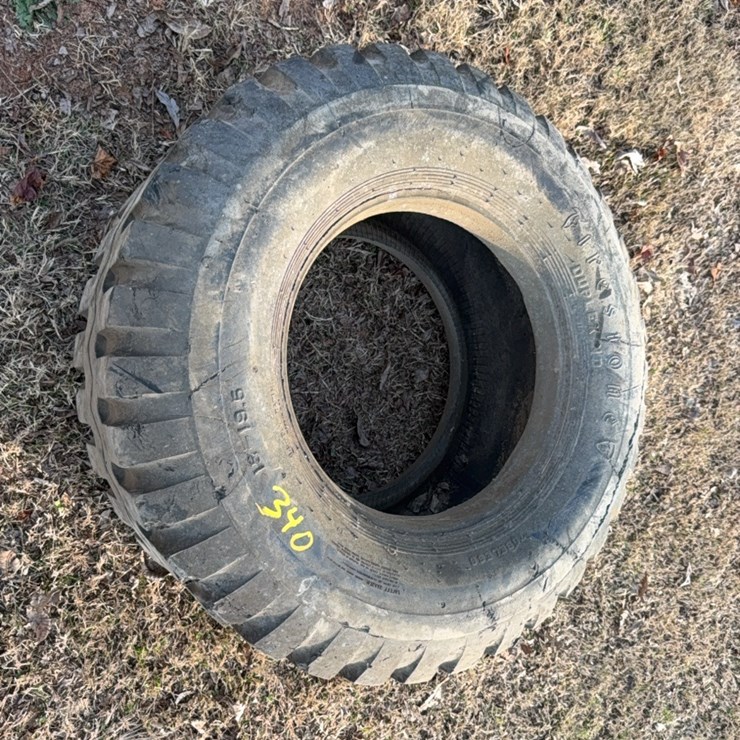 Firestone duplex 15–19.5 tire