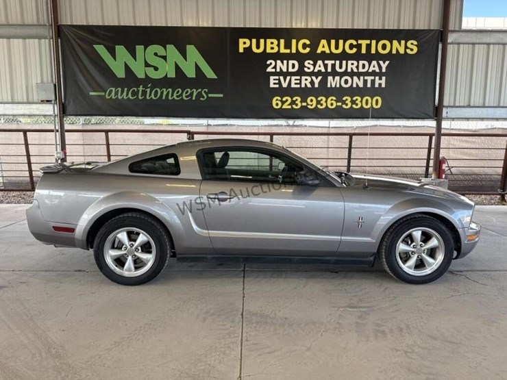 2007-ford-mustang-coupe-image-1