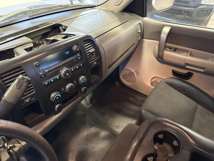 2008-chevrolet-silverado-1500-image-19