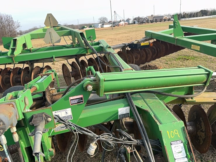 john-deere-637-image-79