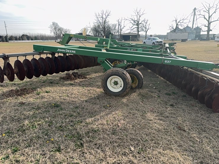 john-deere-637-image-36