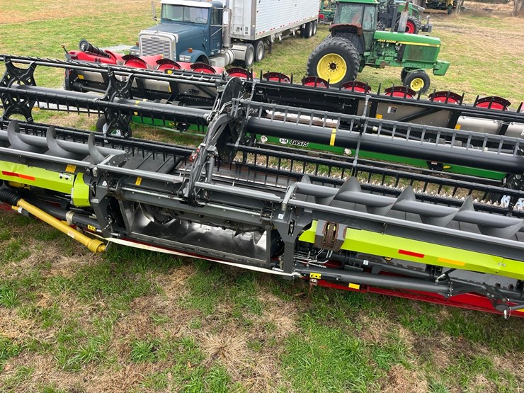 claas-convio-1380-45-draper-head--(-not-the-trailer,-it’s-lot-108)-image-15