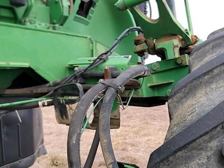 john-deere-4720-image-7