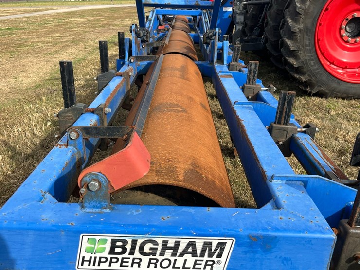 bigham-hipper-roller--hr-36-fx
12-row-folding,-nice-image-4