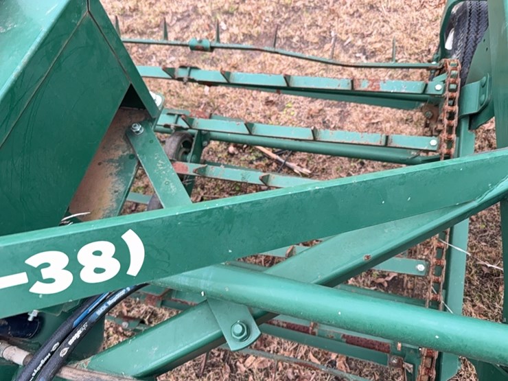 kmc-peanut-lifter/fluffer-6-row-for-36”-&-38”-rows-image-12