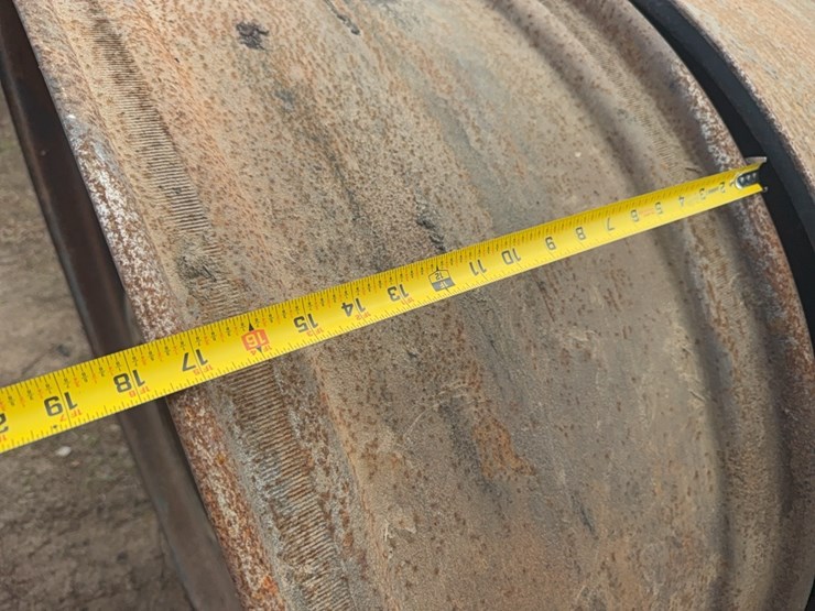 two-rims-approximately-17-5/8-inch-wide-image-5