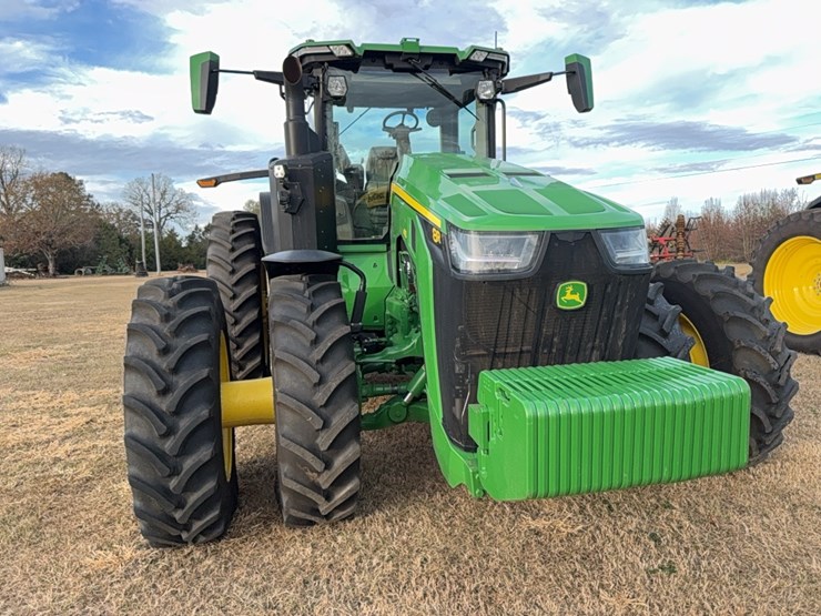2022-john-deere-8r-410-image-17
