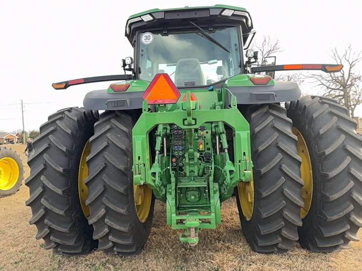 2022-john-deere-8r-410-image-5