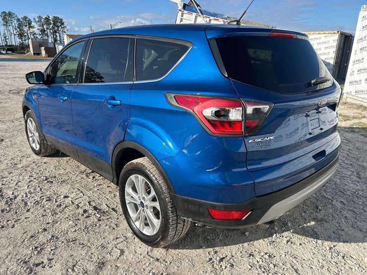 2017-ford-escape-image-4
