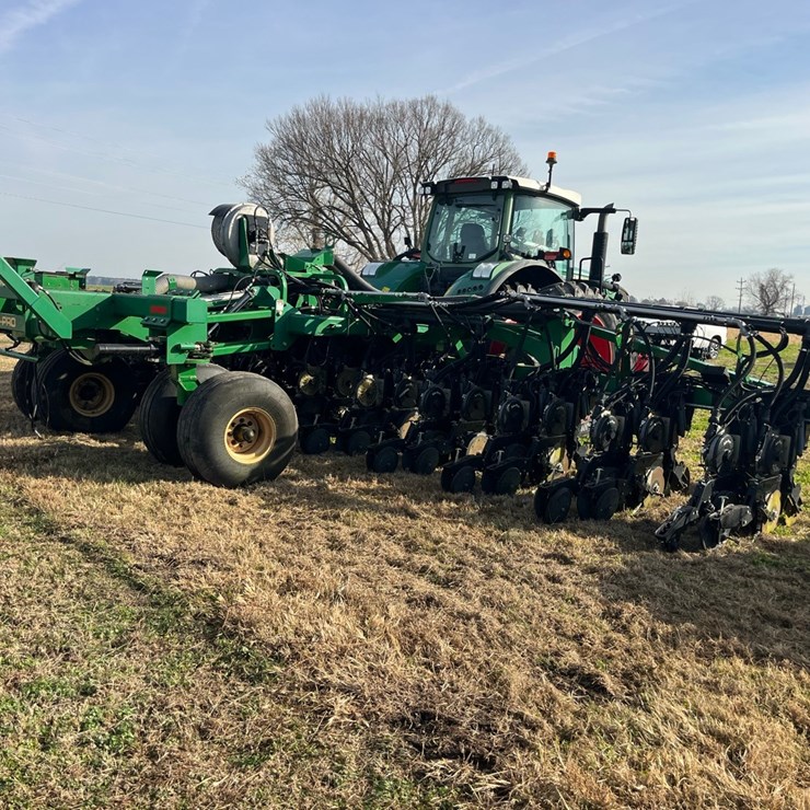 12 row twin row Great Plains Planter