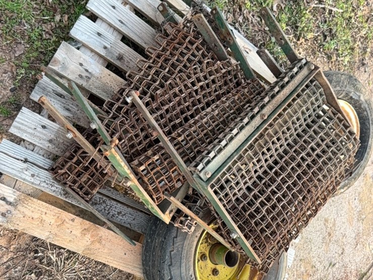drag-chains-for-strip-till-and-tires-image-14