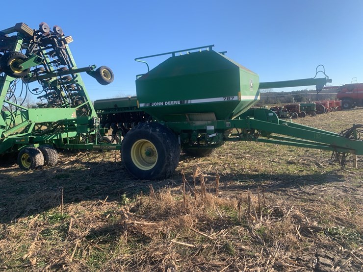 john-deere-1850-image-2