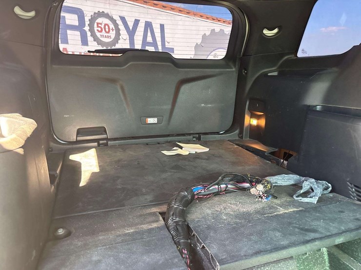 2017-ford-explorer-image-16