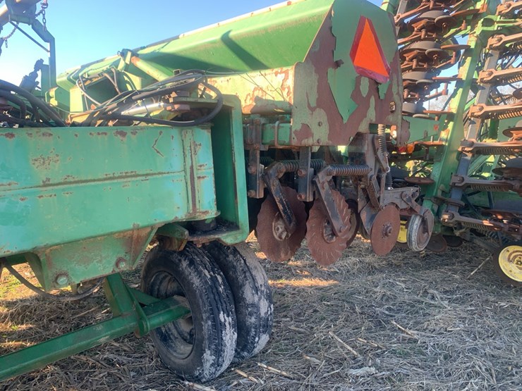 folding-grain-drill-image-6