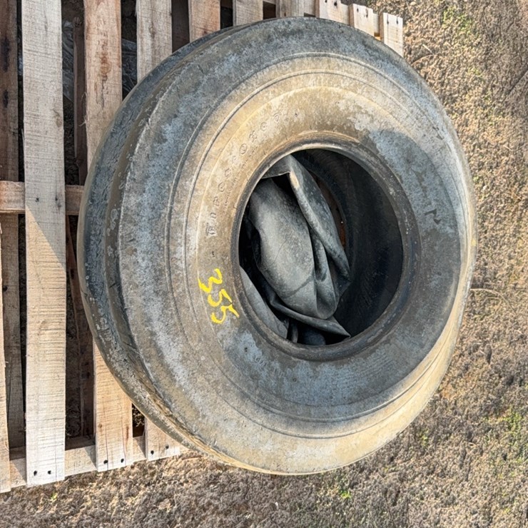 11.00–16 Tractor tire ￼