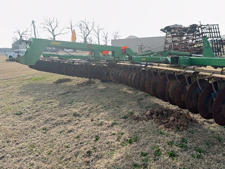 john-deere-637-image-44