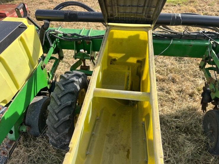 john-deere-36-image-9