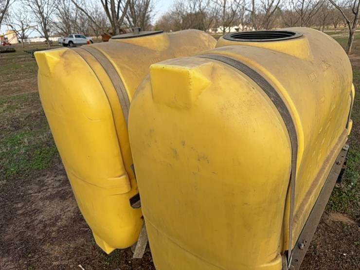 500-gallon-saddle-tanks-(malcolm-says-he-thinks-the-last-thing-they-were-mounted-on-was-an-8410)￼-image-13