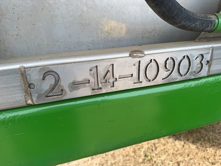 newton-crouch-spreader-cart-image-9