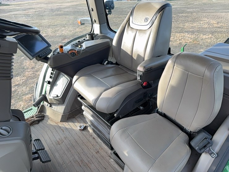 2022-john-deere-8r-410-image-55