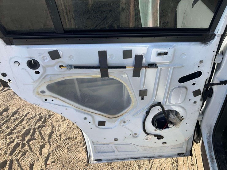 2016-ford-explorer-image-20