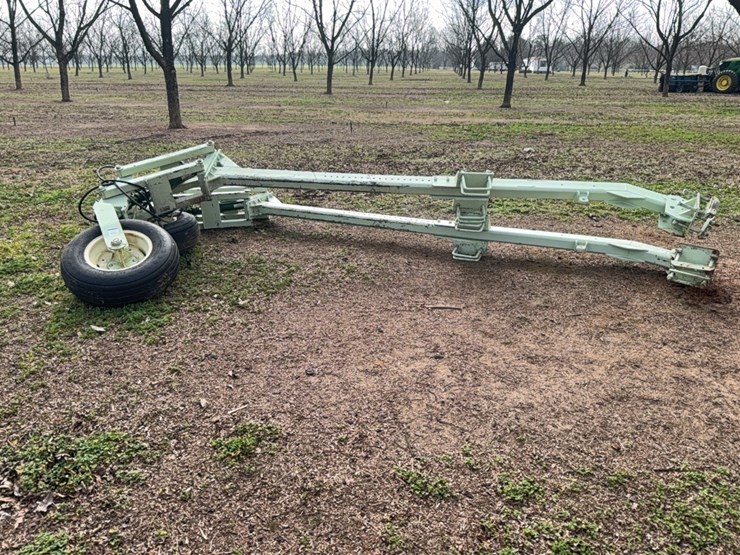 kmc---lift-assist-wheels-image-9