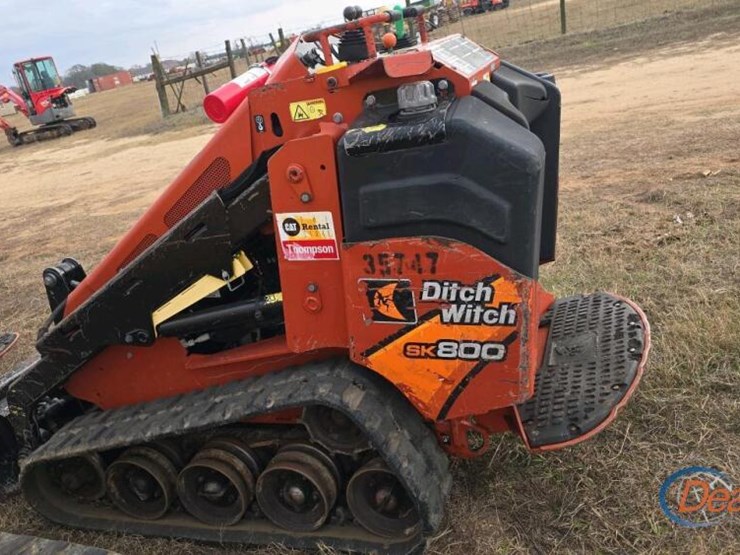 2018-ditch-witch-sk800-image-6