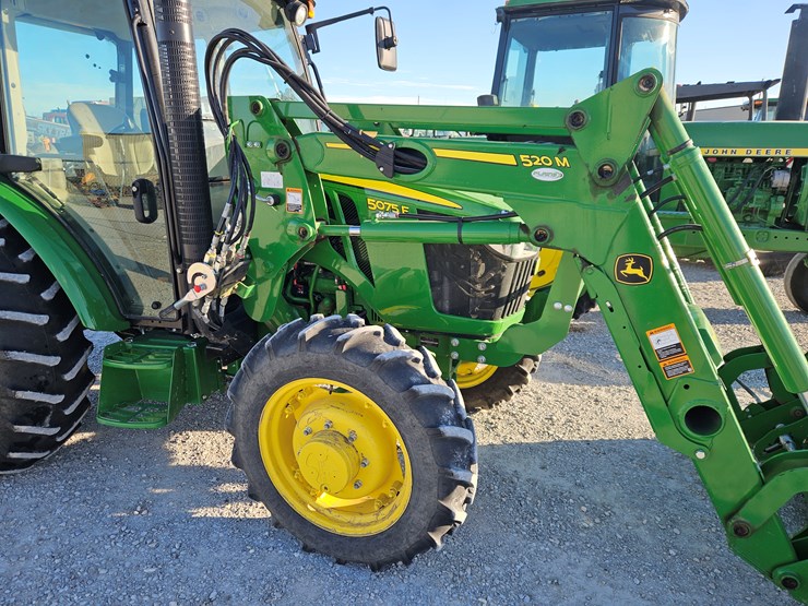 2020-john-deere-5075e-image-7