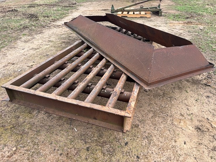 dump-pit-cover-and-top-of-funnel-image-13