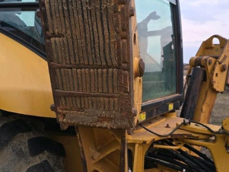 caterpillar-430e-image-12