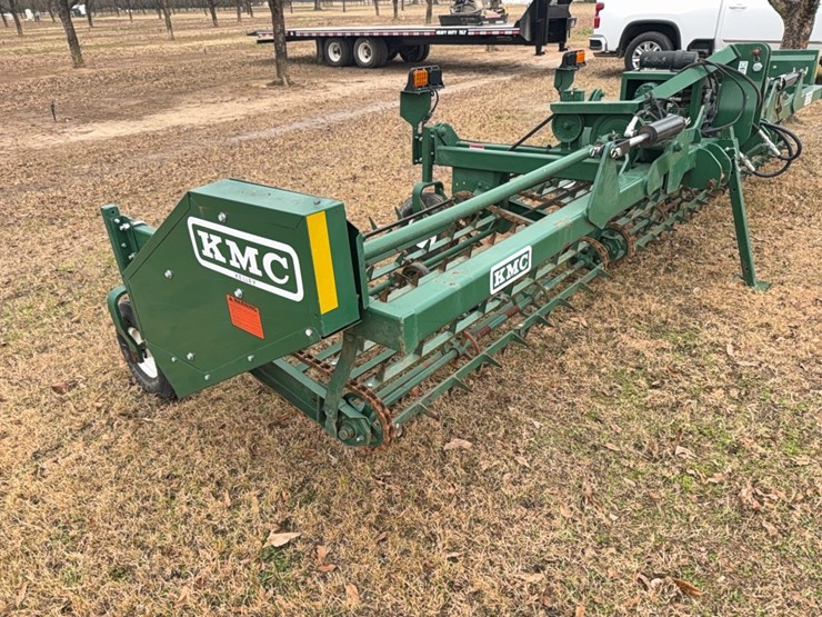 kmc-peanut-lifter/fluffer-6-row-for-36”-&-38”-rows-image-2