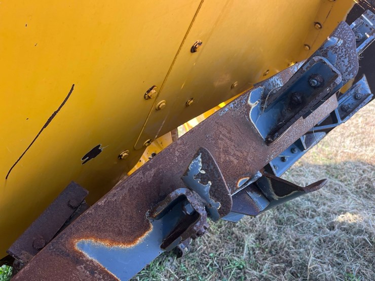 caterpillar-ch55-image-14