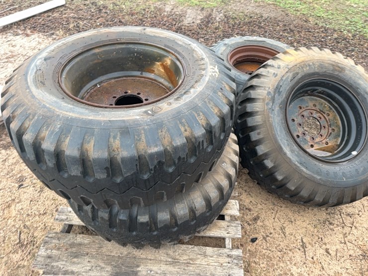 4----mix-brand-tire-with-custom-rims-15-19.5-image-3