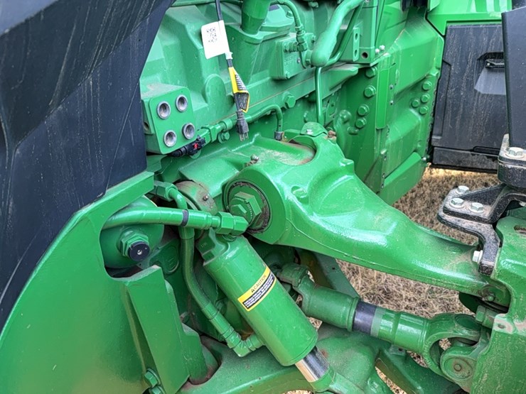2022-john-deere-8r-410-image-22
