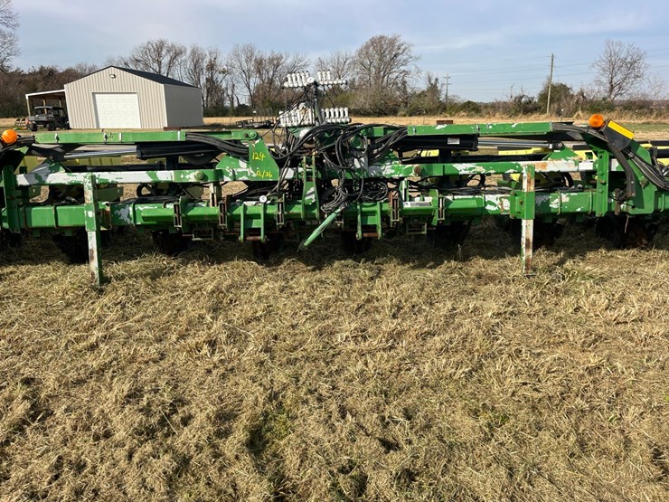 john-deere-36-image-2