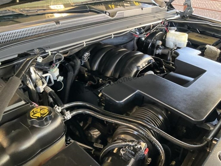 chevrolet-tahoe-image-11