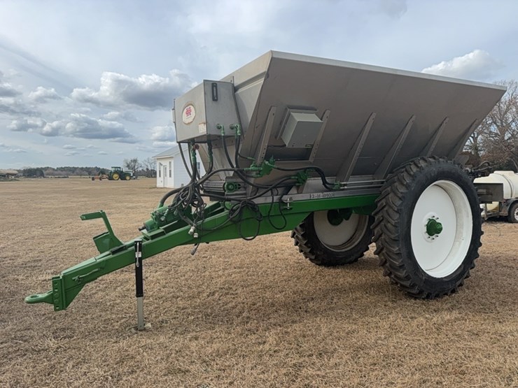 newton-crouch-spreader-cart-image-2