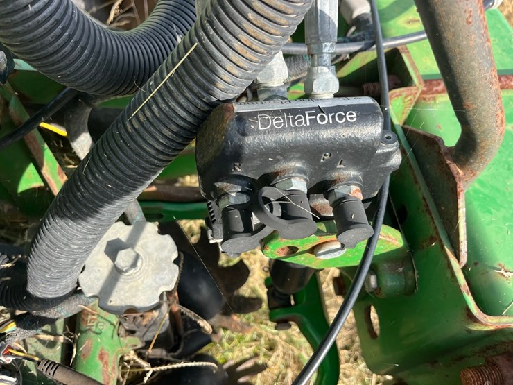 john-deere-36-image-17