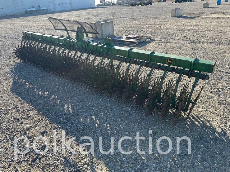 john-deere-400-image-3