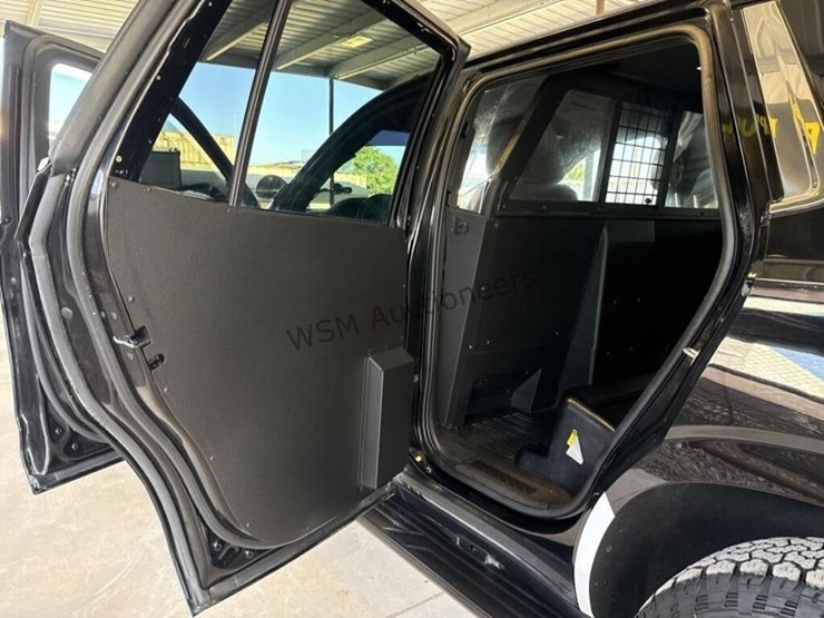 chevrolet-tahoe-image-26